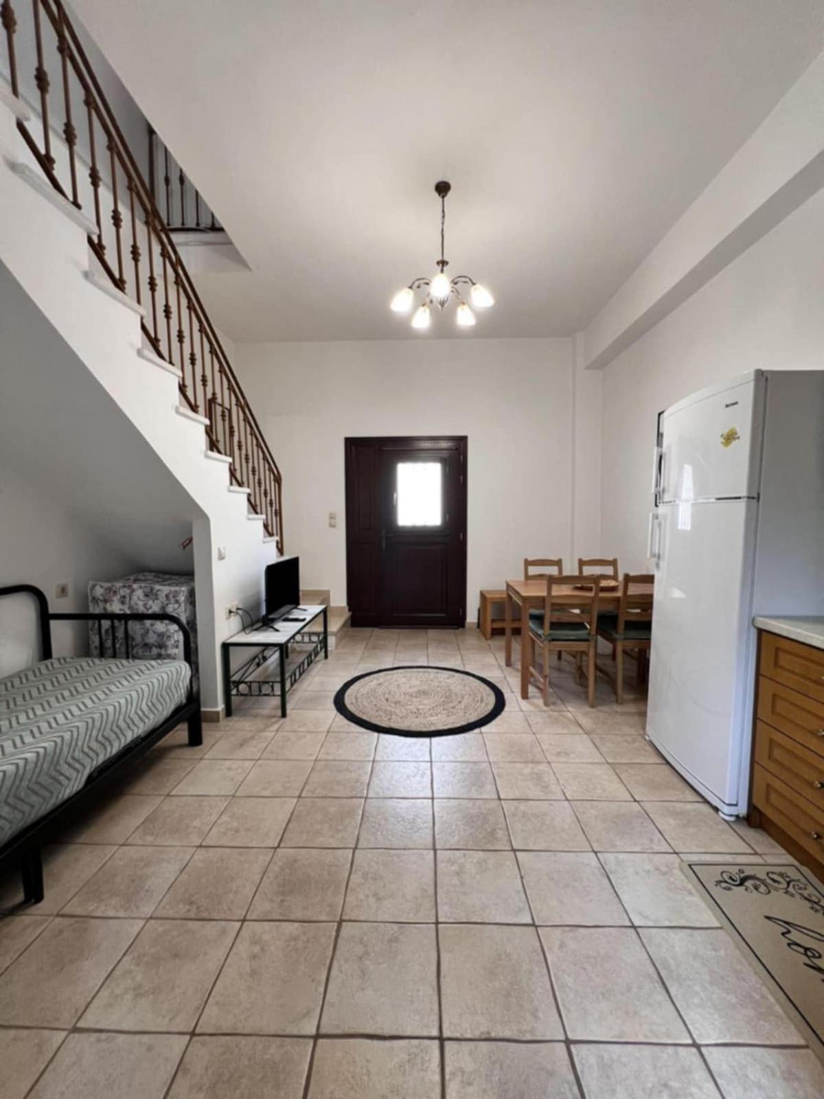 Sophia Areopoli Guesthouse Exterior photo