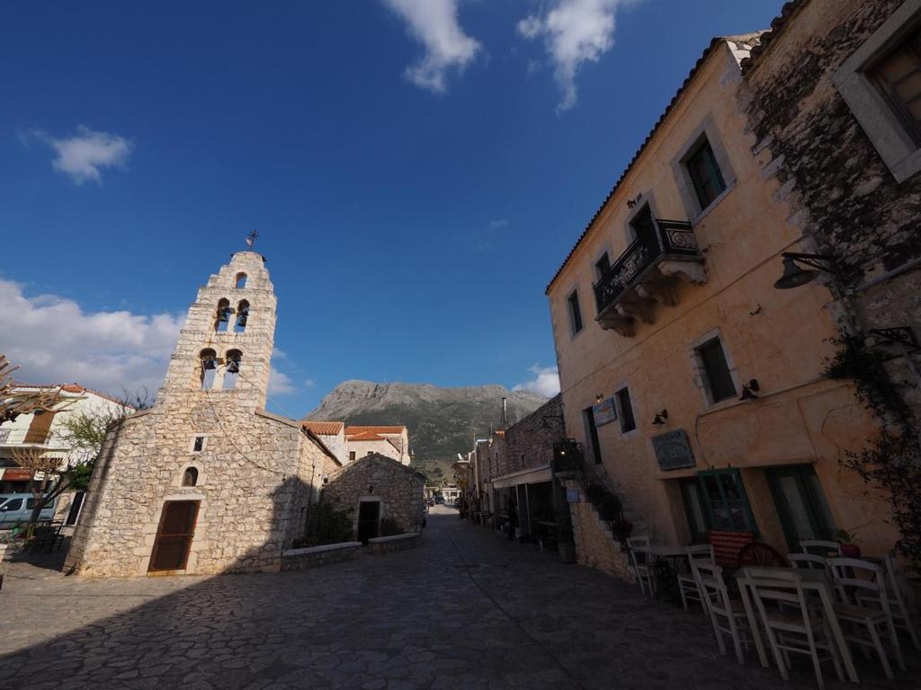 Sophia Areopoli Guesthouse Exterior photo